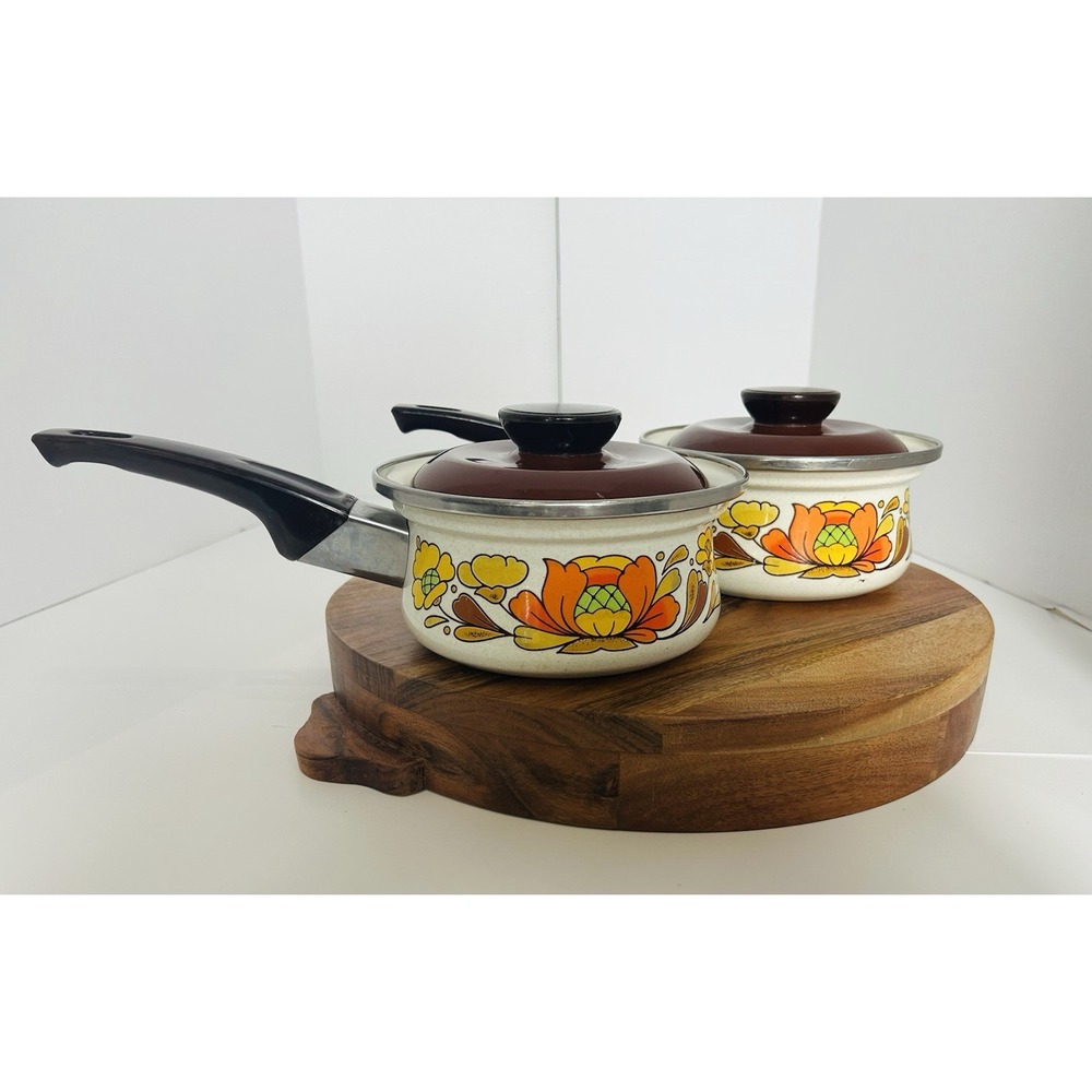 Vintage Sankoware Sauce Pan W/ Lid‎ Country Flowers Pot Enamelware Porcelain Set